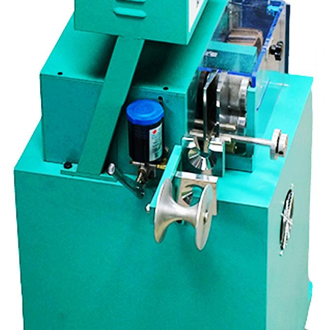 دستگاه بازیافت بطری پلاستیکی طراحی انسانی گرانولاتور 3kw 2